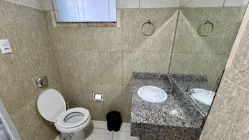 Quadruple Room | Bathroom