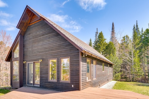 Peaceful Vermont Hideaway Near Stowe | Wooded View