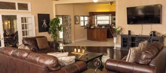 Escape to 58 Acres of Luxury — Serene Horse Estate in Orlando!