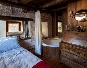 2 bedrooms, Internet, bed sheets