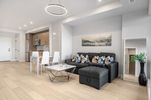 TV, offices - Family Condo w Kids Den, FREE Banff Pass (Calgary)