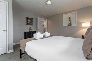 4 Schlafzimmer, Bügeleisen/Bügelbrett, WLAN, Bettwäsche