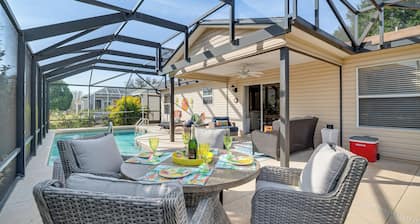 Golf, Dine & Relax Poolside! The Villages Retreat
