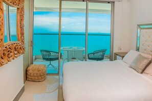 4 bedrooms, in-room safe, iron/ironing board, WiFi - Super Luxury Beachfront 4BR w/ Ocean view Balcony (Cartagena)
