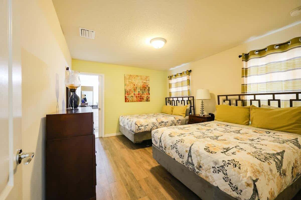 8 bedrooms, iron/ironing board, travel crib, free WiFi