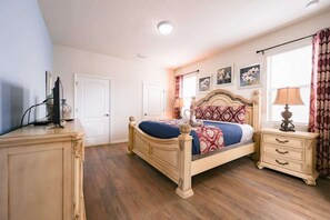 8 chambres, fer et planche à repasser, lit parapluie, Wi-Fi gratuit