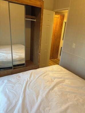 2 bedrooms
