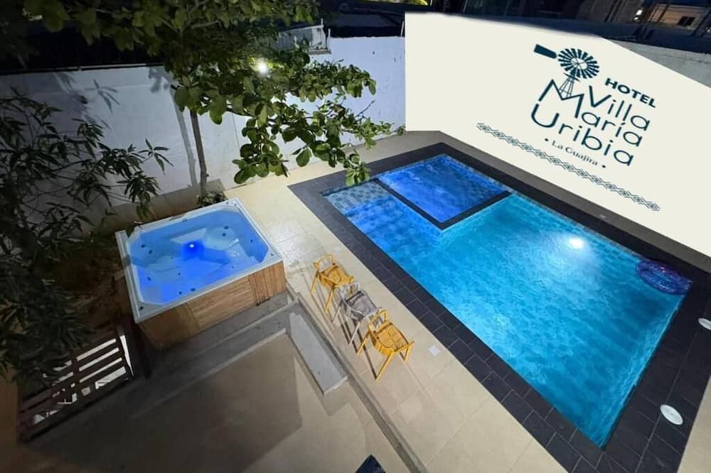 HOTEL Y PISCINA VILLA MARIA URIBIA