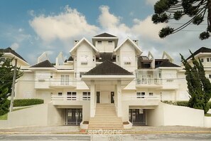 Exterior - Cozy Apartments in Campos do Jordao LVR (Campos do Jordão)