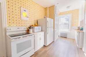 Microonde, forno, piano cottura