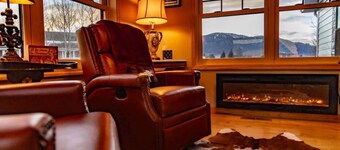The Glen on Pine Ridge- Hot Tub- Pet Friendly-AC