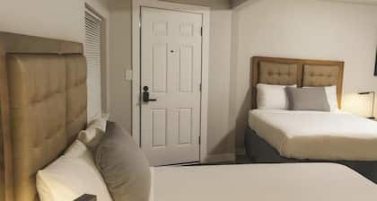 Perfect cottage in Longmont with cozy charm and comfort