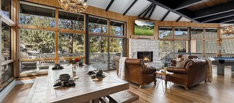 Beautiful 3-bedroom Chalet in Wrightwood perfect for your getaway