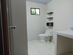 Toilet paper - Spacious 5-bedroom house with AC Costa Azul Beautiful sandy beach.   (Acajutla)