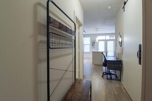 Apartment - Refresh Tanglewood Spacious 1BR in Uptown Houston (Houston)