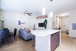 1 Schlafzimmer, Internetzugang