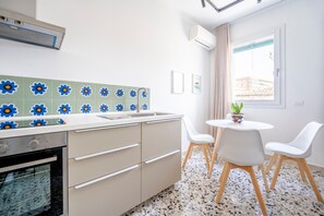 Unclassified image, 3 of 5, button - Eos Serenity Suite, Bright and Modern Apartment in the city center (Siracusa)