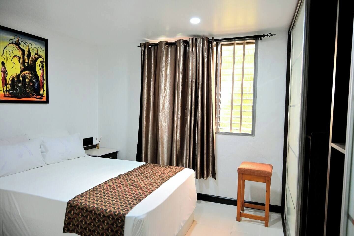 Een strijkplank/strijkijzer, wifi