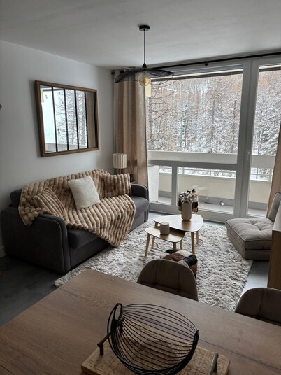 Cosy apartment at the foot of the slopes Vars La Claux
