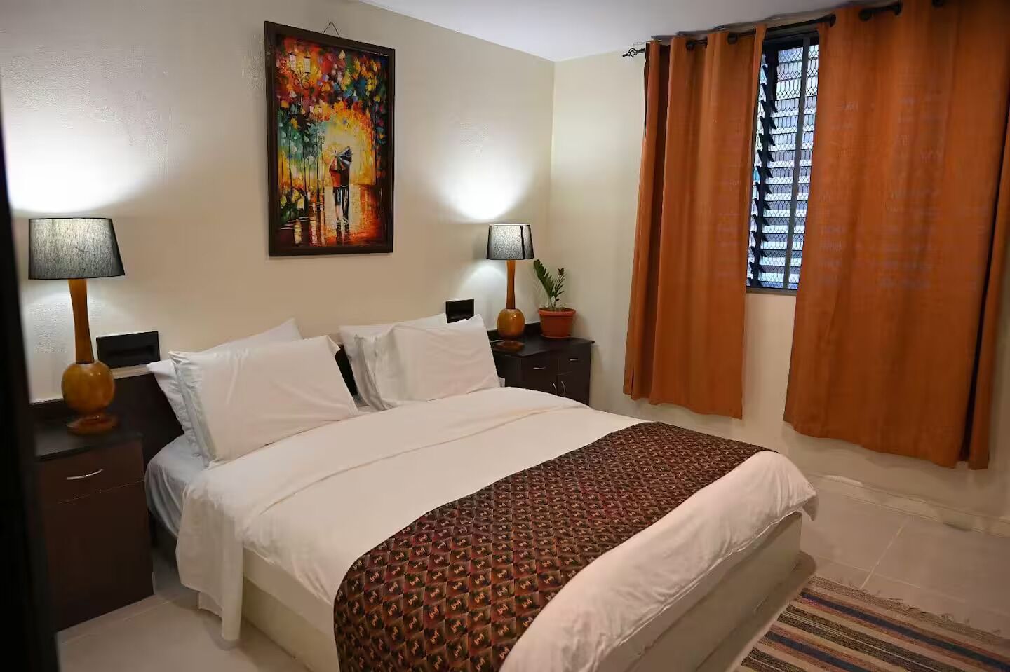 2 quartos, ferros/tábuas de passar roupa, Wi-Fi, roupa de cama