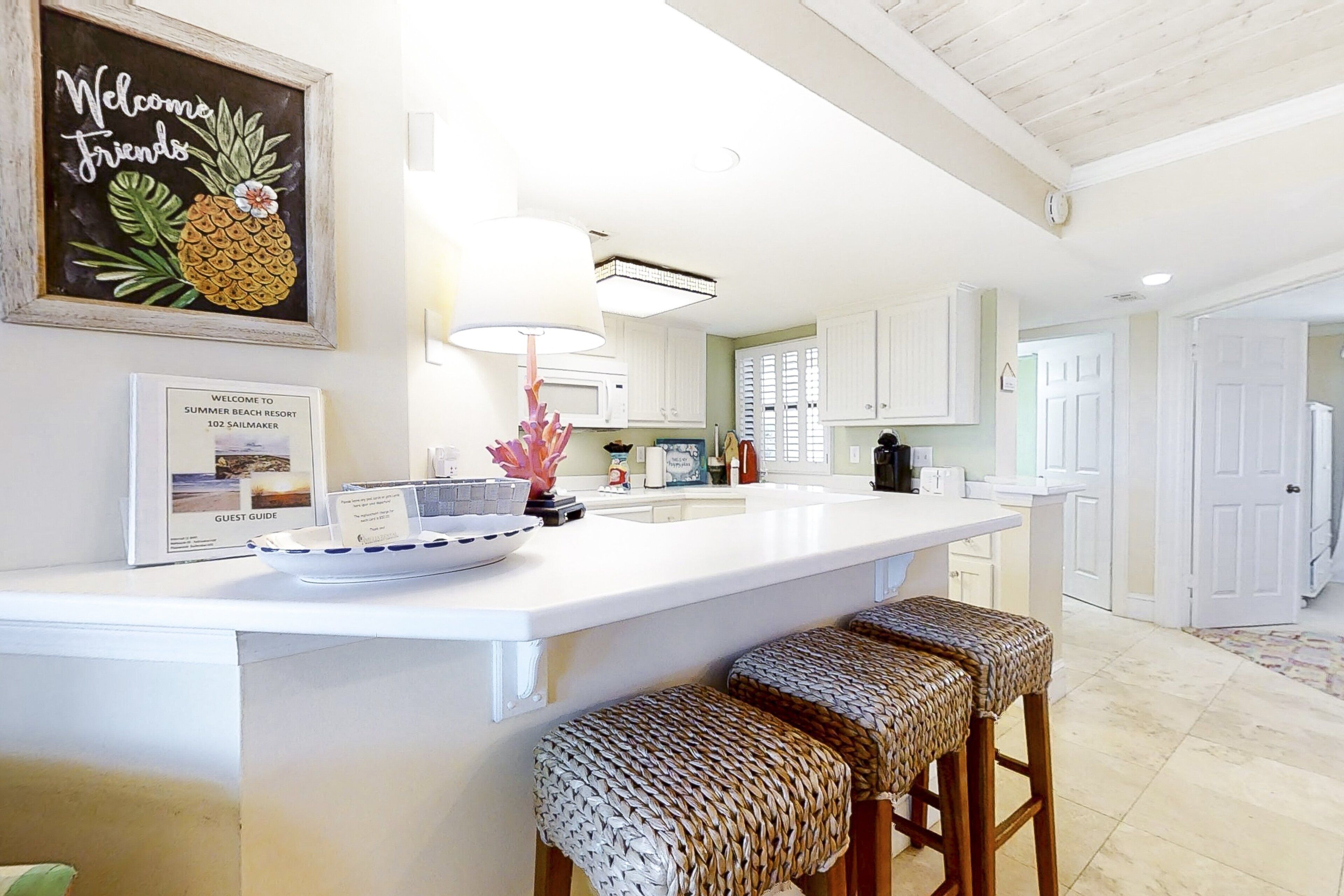 Condo, Multiple Beds, Pool Access, Ocean View (102 Sailmaker) | Interior