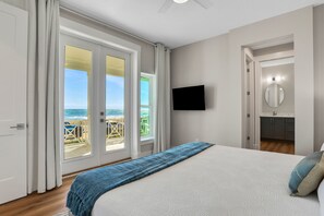 House, Multiple Beds, Hot Tub, Ocean View (Ocean Breeze) - Brand new Oceanfront Home With Private hot Tub,outdoor Shower and Grill (Flagler Beach)