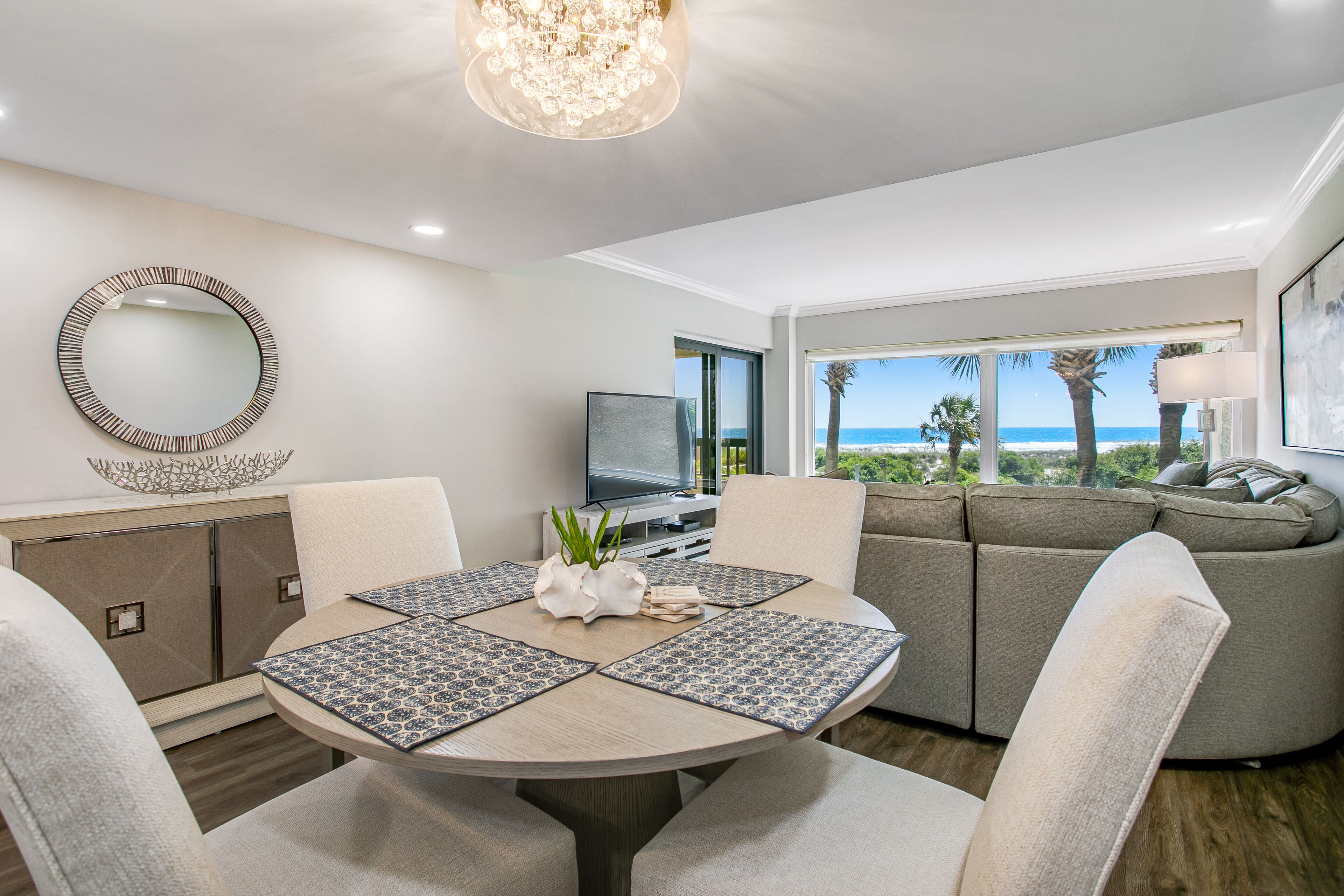 Lejlighed - 1 kingsize-seng med sovesofa - adgang til pool (B120 Amelia Surf and Racquet) | 1 soveværelse, individuelt design, individuel indretning