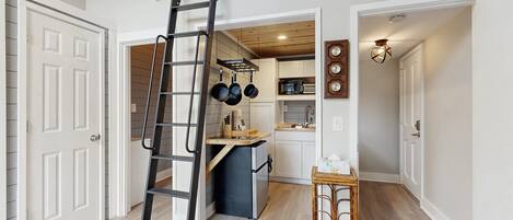 Condo, nhiều giường, sân hiên (669 N Golf Villas (Unit A)) | Nội thất