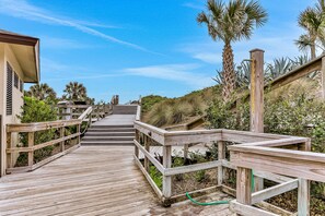 Terrace/patio - Charming Amelia Island Plantation Condo With Balcony, AC, Washer/dryer & Pool (Fernandina Beach)