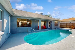 Outdoor pool - Cheerful Home With Private Pool Close to the Beach & Downtown (St. Augustine)