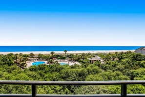 Condo, varias camas, patio, vista a la playa (1137 Beach Walker) | Vista desde la habitación