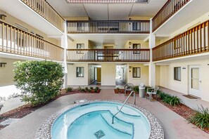 Pool - 3rd-floor Condo W/fountain Views, Private Balcony & W/d, On-site Pool & hot Tubs (St. Augustine)