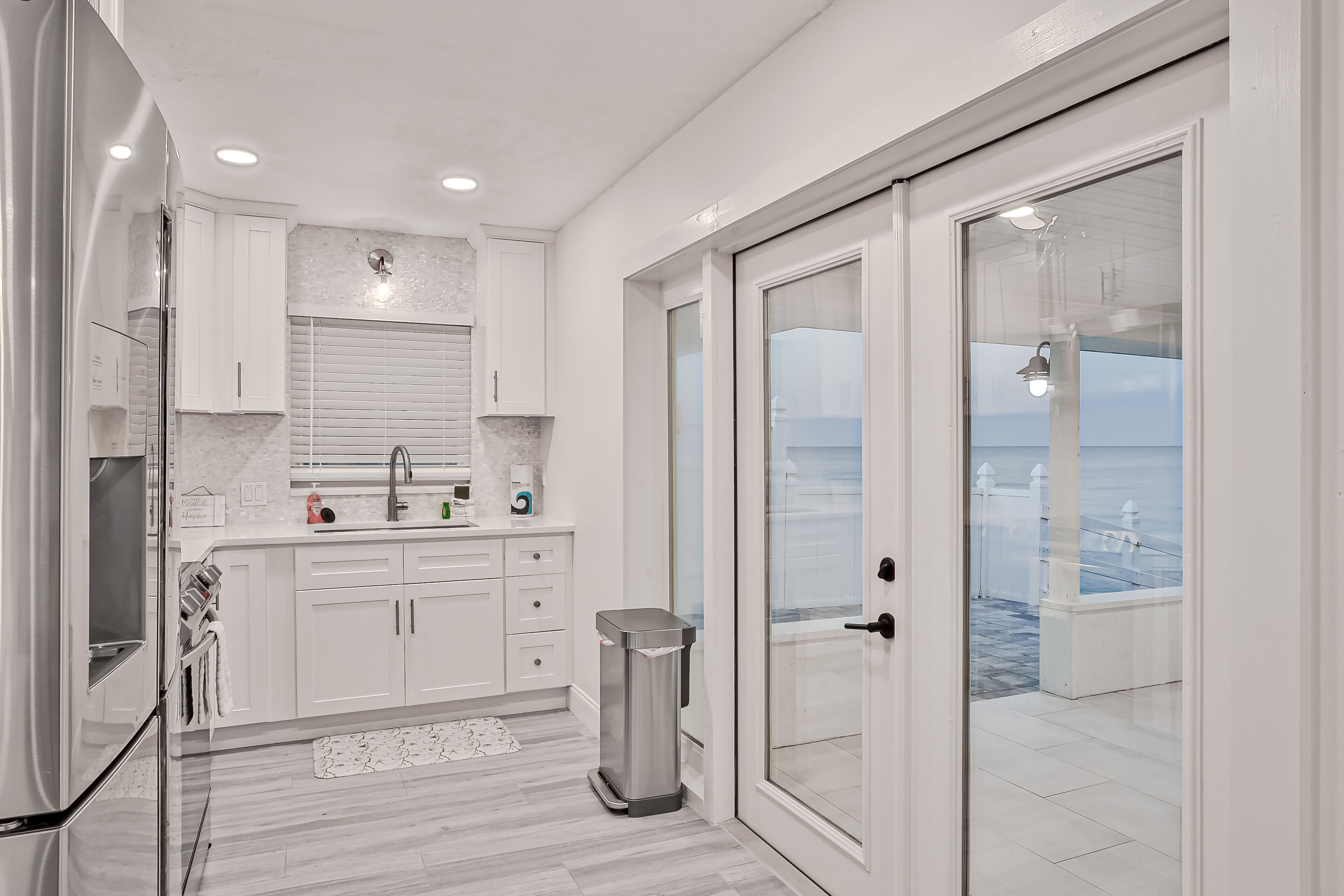 Cottage, Multiple Beds, Patio, Beach View (Seaside Hideaway) | Private kitchen
