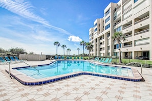 Pool - Condo With Shared Pool, Beach Access and Spectacular Atlantic Ocean Views (Fernandina Beach)