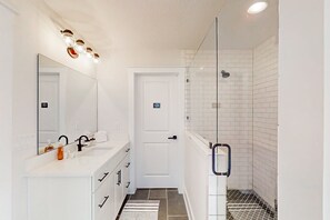 Bathroom - Brand new Home With Open Layout, Office, & Great Location - Dog-friendly (Jacksonville)