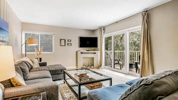 Condo, Multiple Beds, Patio, Pool View (2071 Beach Wood) | Living area