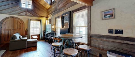 Maison, plusieurs lits, patio, vue jardin (Villa Vista Estate) | Intérieur