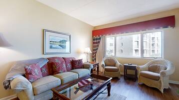 Kondominium, 2 Tempat Tidur Queen, balkon, pemandangan samudra (288 Sandcastles) | Area keluarga