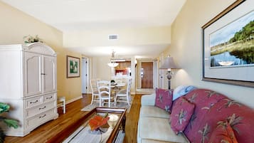 Appartement, 2 queensize bedden, balkon, uitzicht op oceaan (288 Sandcastles) | Woonruimte