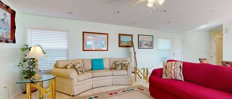 Ferienhaus, Mehrere Betten, Terrasse, Gartenblick (Ocean Paradise) | Wohnbereich