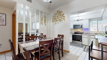 House, Multiple Beds, Pool Access, Pool View (Palm Coast Retreat) | 3 bedrooms, individually decorated, individually furnished, bed sheets