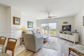 Ferienhaus, Mehrere Betten, Poolzugang, Meerblick (207 Sailmaker) | Wohnbereich