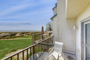 House, Multiple Beds, Pool Access, Ocean View (207 Sailmaker) | Outdoor dining - Beautiful Amelia Island Townhome With Pool & Tennis, Central AC (Fernandina Beach)