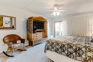 Condo, Multiple Beds, Pool Access, Ocean View (204 Sailmaker) | 3 bedrooms, individually decorated, individually furnished - Bright & Sunny Oceanfront Getaway With Central AC & Pool (Fernandina Beach)