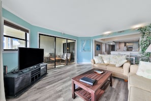 Condo, nhiều giường, có thể sử dụng hồ bơi, quang cảnh biển (Colony Reef Condo Ocean View Dream) | Khu phòng khách