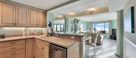 Condo, Multiple Beds, Pool Access, Ocean View (Colony Reef Condo Ocean View Dream) | Interior