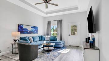 House, Multiple Beds, Pool Access, Pool View (SeaBreeze Villa A) | Living area