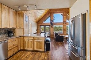 Interior - The Kenai River Cabin Collection (Soldotna)
