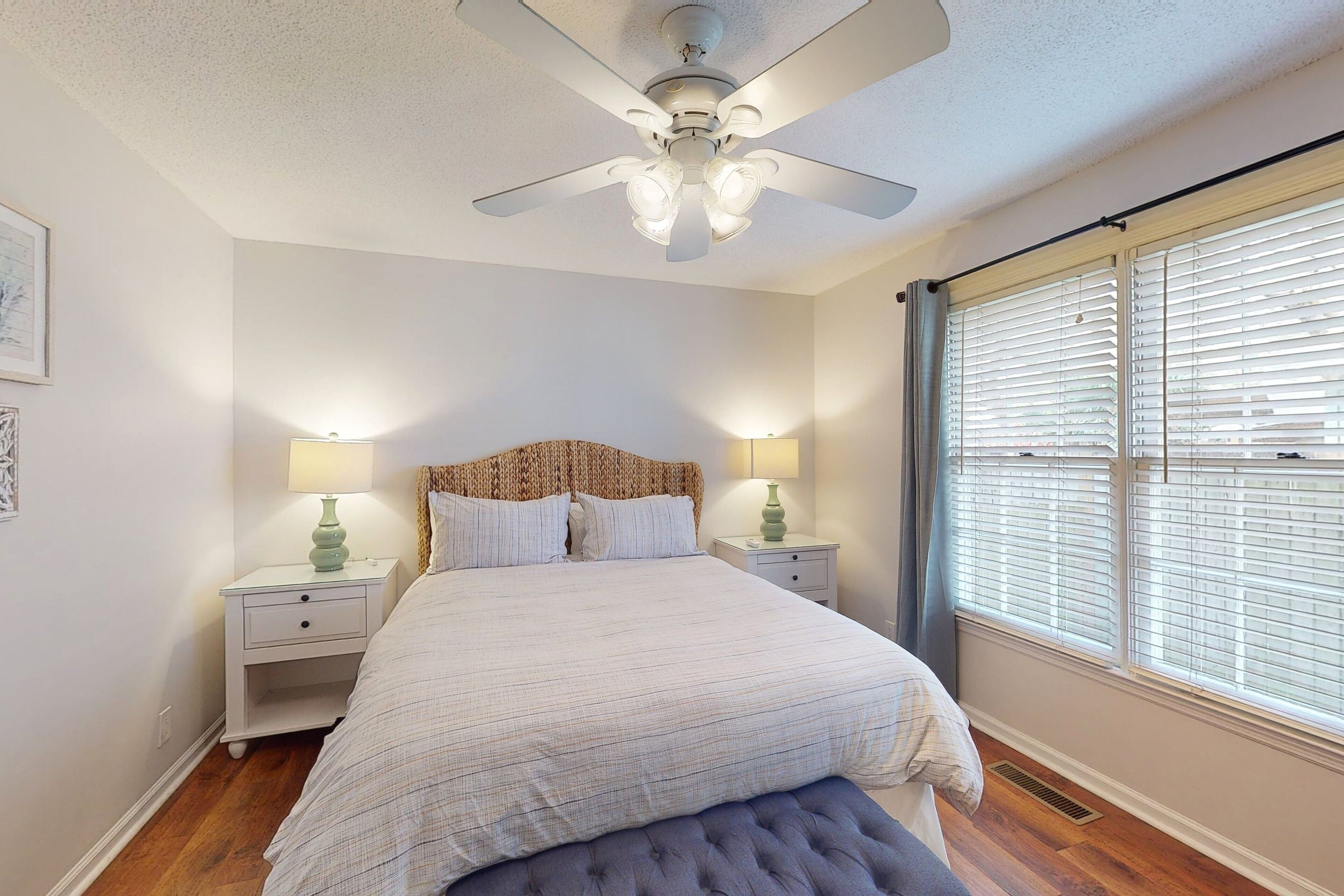 House, Multiple Beds, Patio, Garden View (Magnolia Cottage) | 3 bedrooms, individually decorated, individually furnished, bed sheets