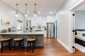 House, Multiple Beds, Patio, Garden View (Audubon Cottage) | Private kitchen - Classy Cottage With a Washer/dryer, Central AC, & Fast Wifi - Near Beaches (St. Augustine)